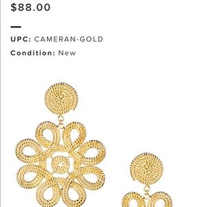 Cameram gold earrings from Lisi Lerch